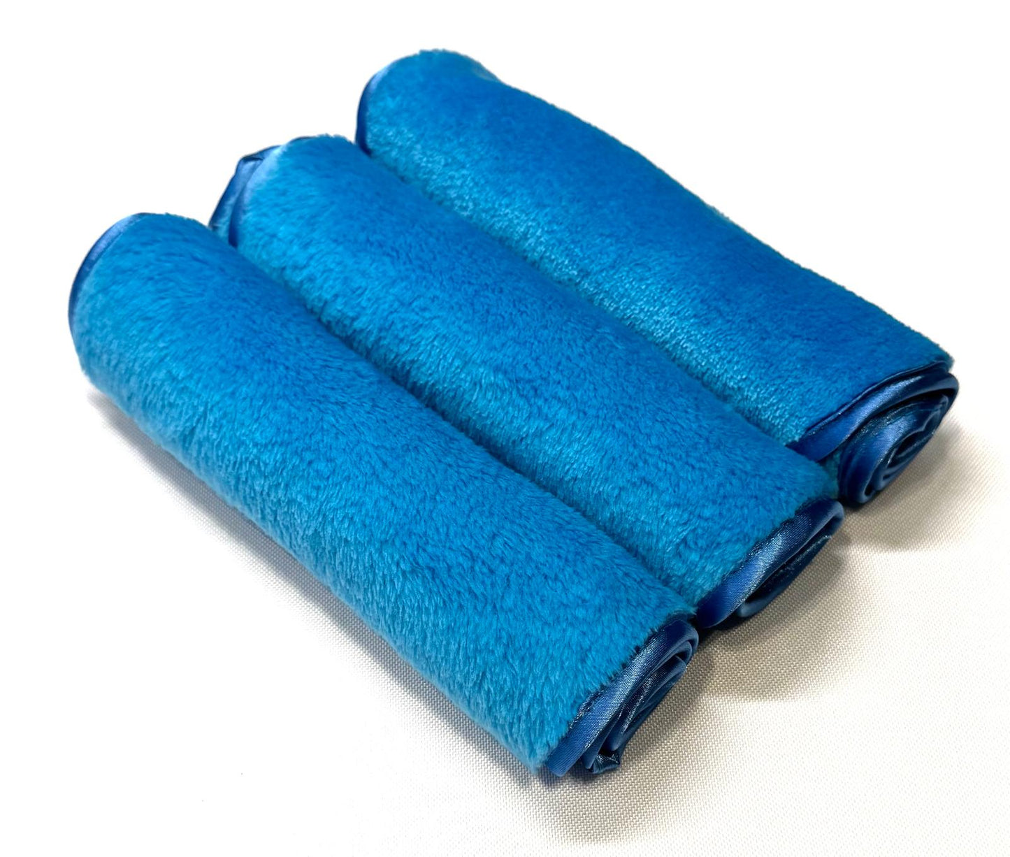 EQ Makeup Wipe 3-pack